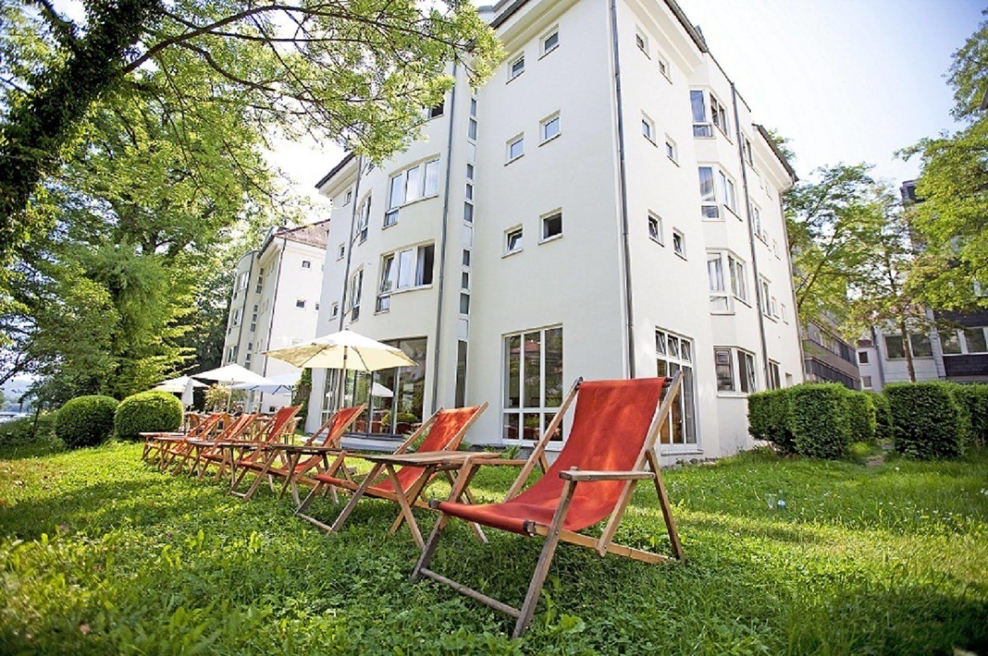 Domizil Tuebingen Hotel Екстериор снимка